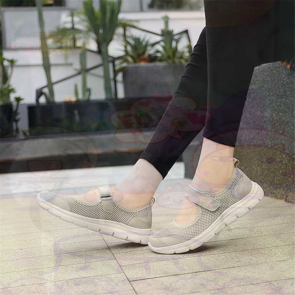 Women Formal Upper Wear - Sepatu Tenis Wanita Jaring Nomor 40
