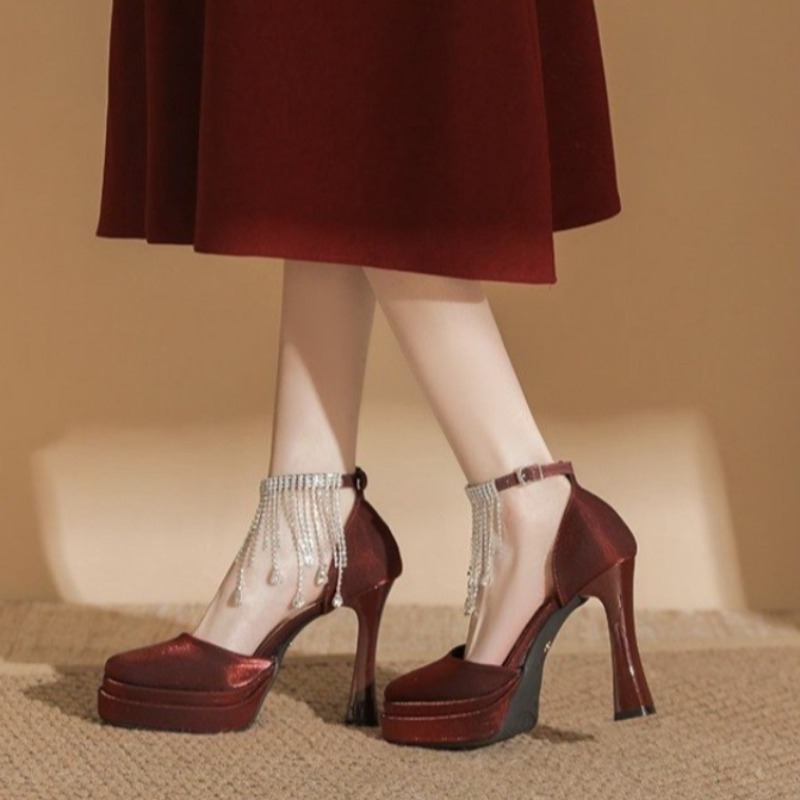 Sepatu Pengantin Wanita Model  - Pump Heel Block ulasan dan harga