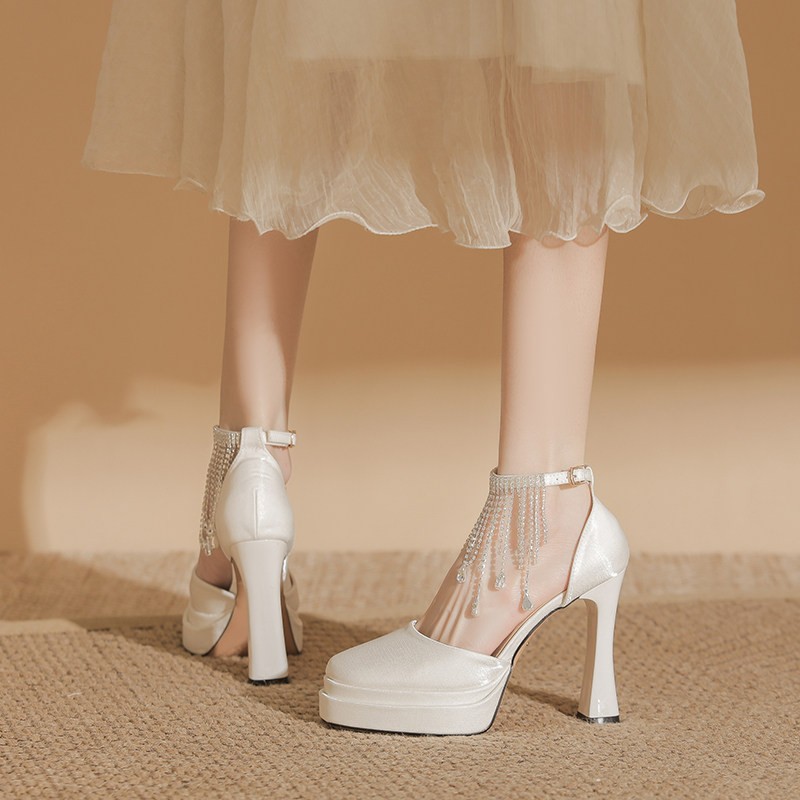 Sepatu Pengantin Wanita Model  - Pump Heel Block ulasan dan harga