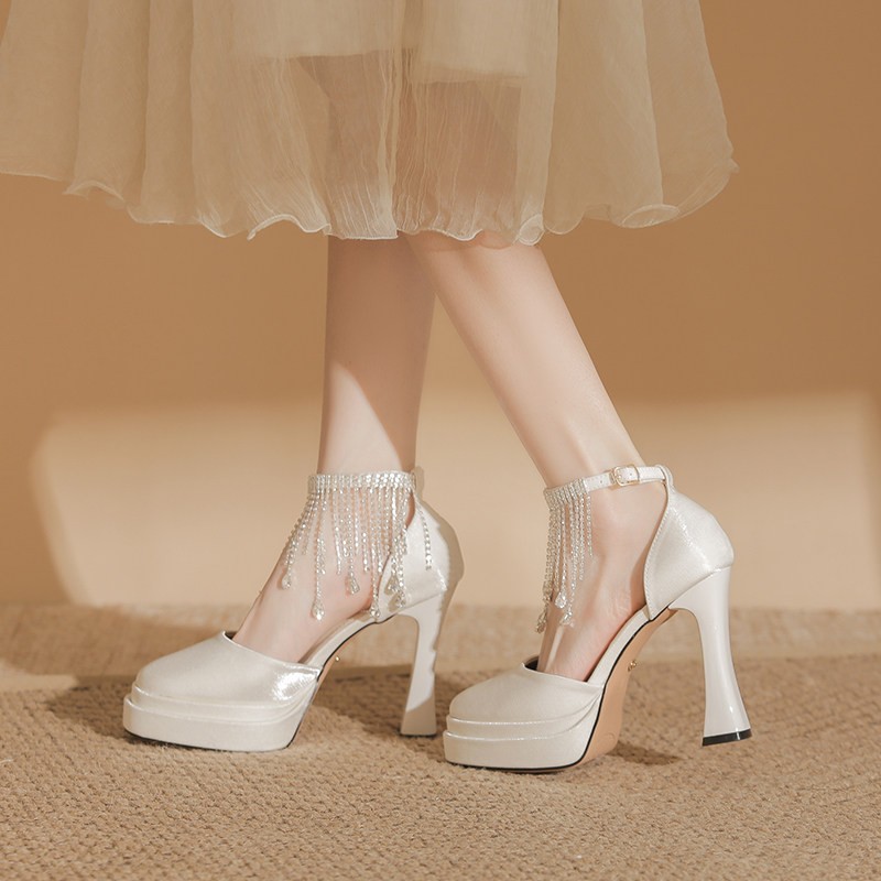 Sepatu Pengantin Wanita Model  - Pump Heel Block ulasan dan harga